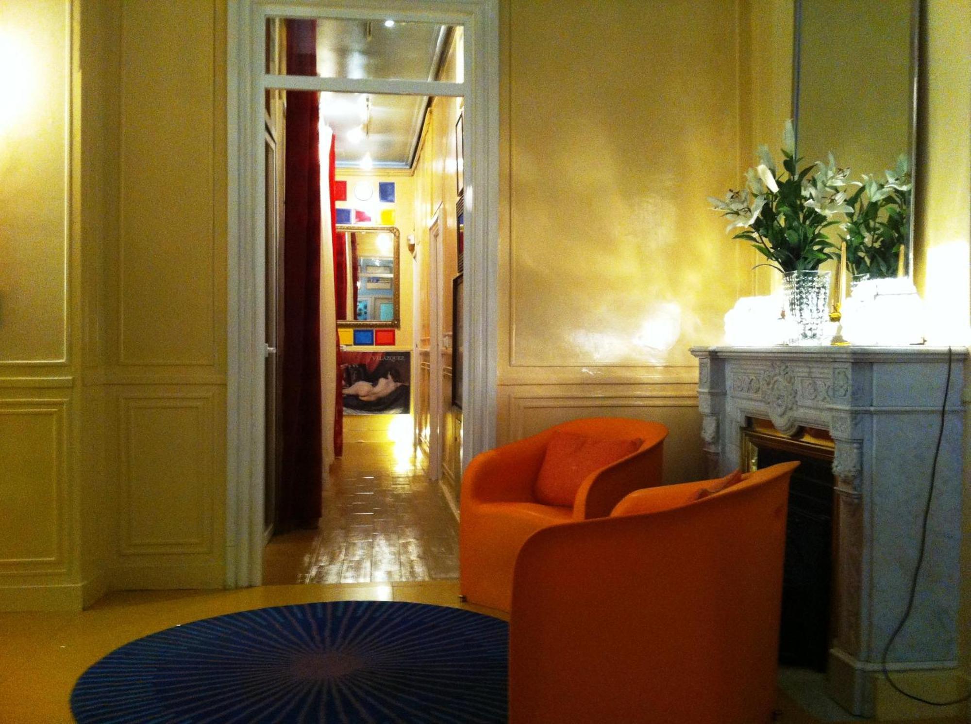 Hostal La Fontana Madrid Buitenkant foto