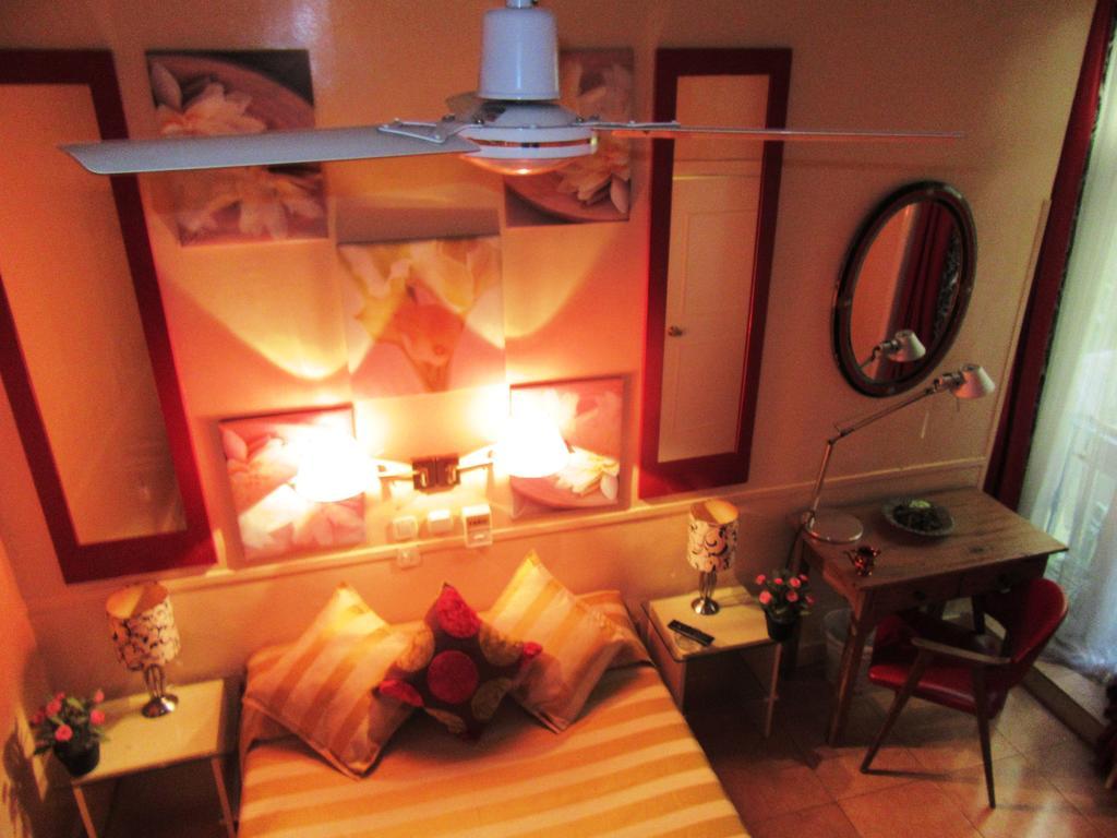 Hostal La Fontana Madrid Buitenkant foto