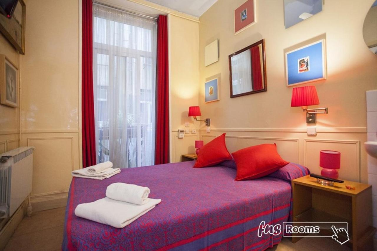 Hostal La Fontana Madrid Buitenkant foto