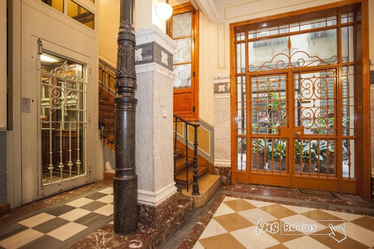 Hostal La Fontana Madrid Buitenkant foto