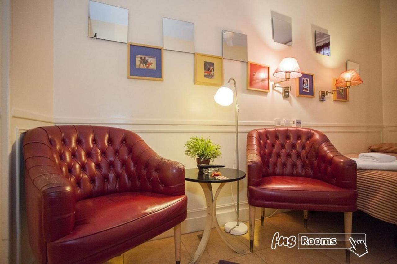 Hostal La Fontana Madrid Buitenkant foto
